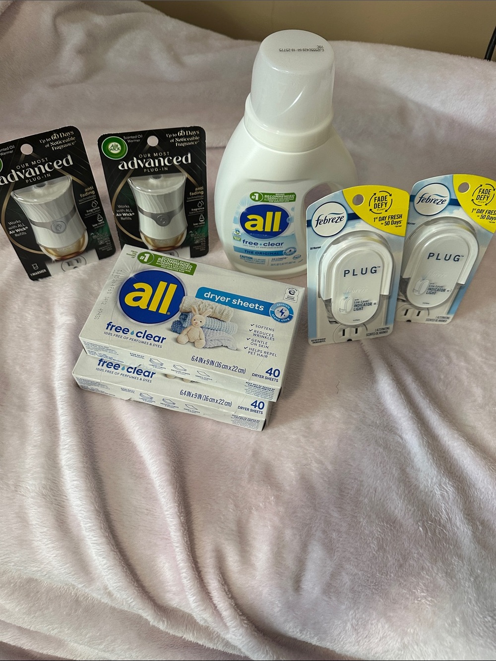 Bundle of House supplies Free & Laundry Detergent Plug ins